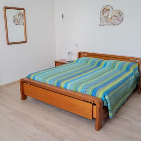 דירות ראבנה Reno Family House מראה חיצוני תמונה